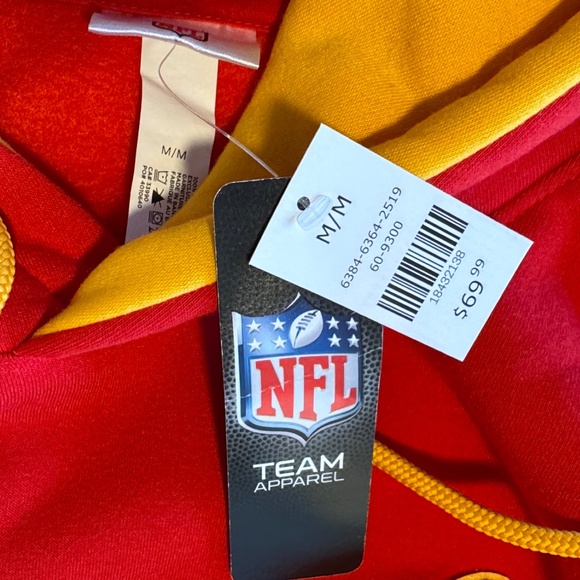 NEW Kansas City Chiefs Hoodie - Men’s Medium - Red Yellow NFL Team Apparel NWT - Picture 13 of 15